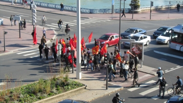 révolution, manifestation,drapeau rouge,PCF,ville urbain